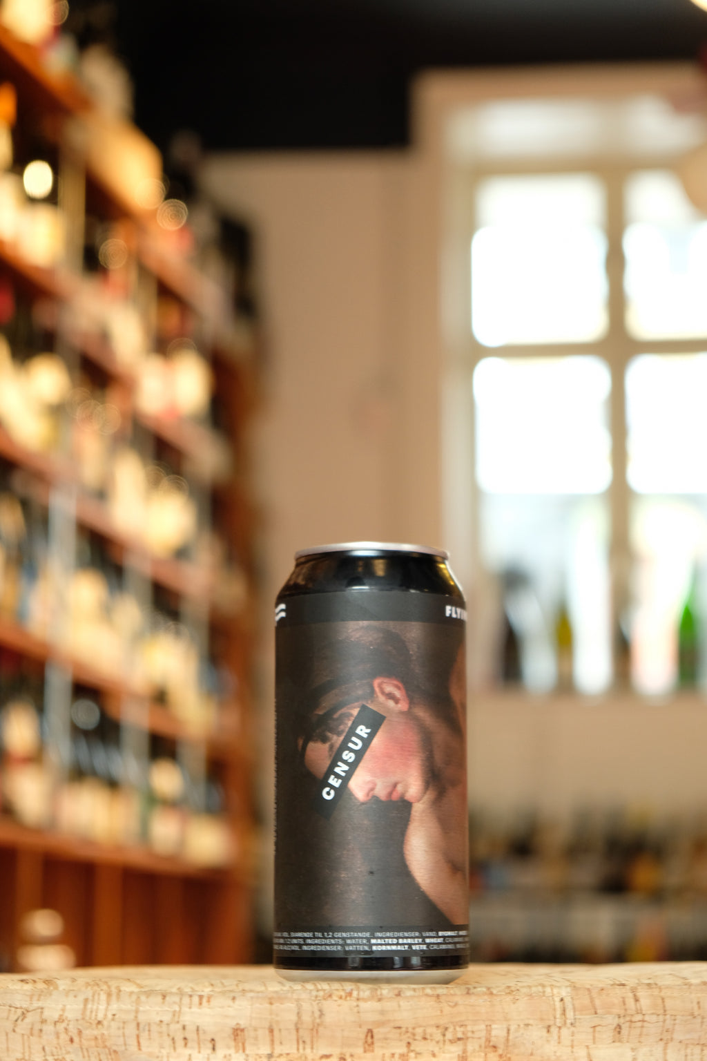 Flying Couch. Censur Flying Couch. Censur